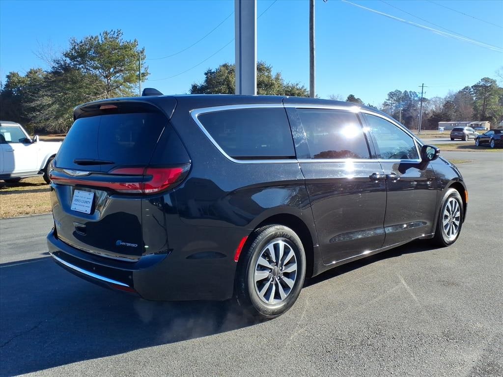Used 2024 Chrysler Pacifica Hybrid Select Passenger Van