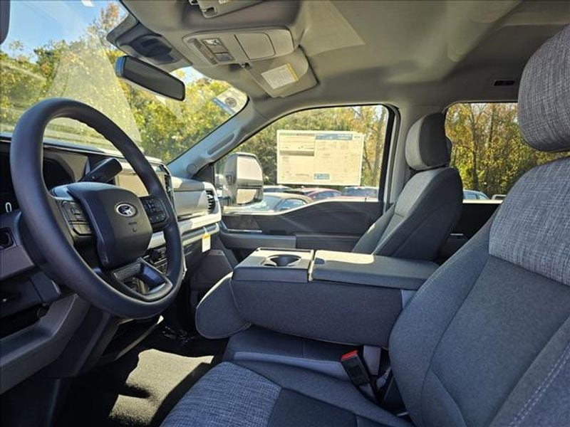 2026 Ford F-250 Super Duty XLT - Photo 9