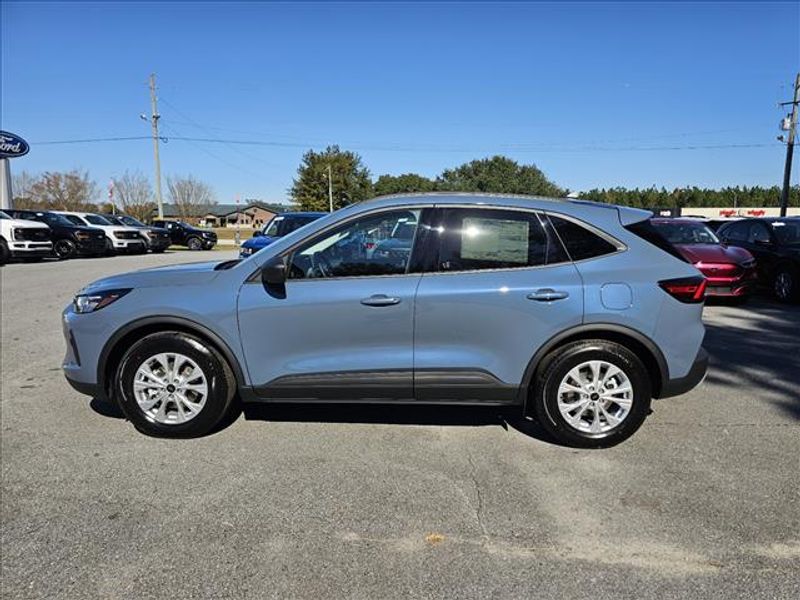 2026 Ford Escape Active photo 3