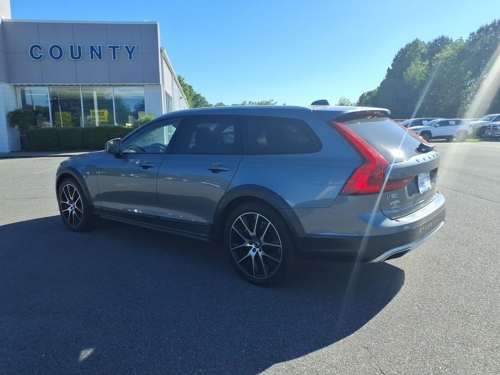 Used 2020 Volvo V90 Cross Country T6 Wagon