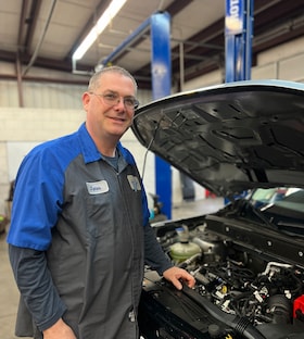 Staff member JAMES JULIUS from 858f550dcd59