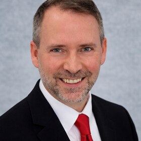 Staff member Paul Willits from 09ad7670a5d9