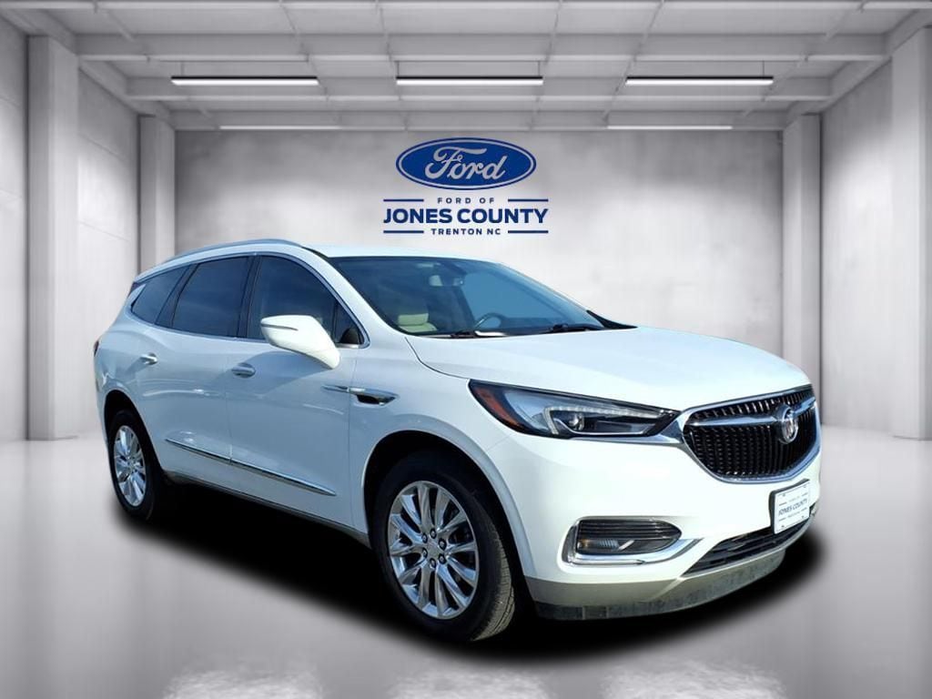 2021 Buick Enclave Essence's photo