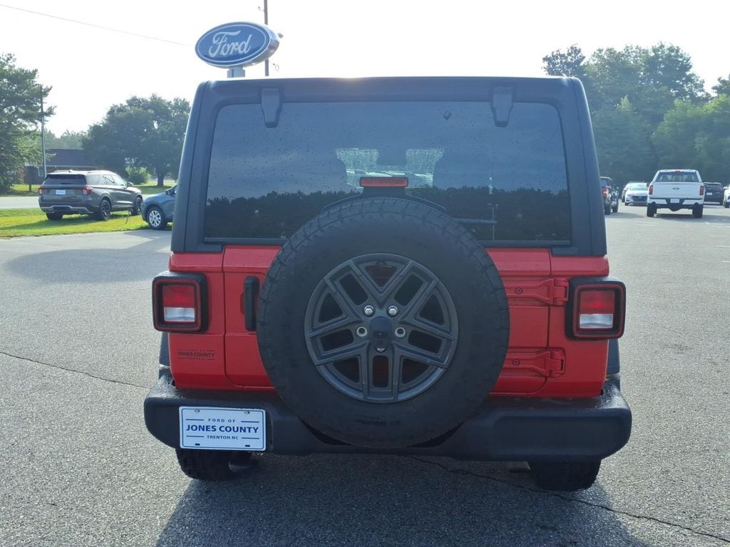 Used 2024 Jeep Wrangler Sport S Sport Utility