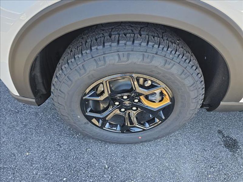 2026 Ford Explorer photo 3