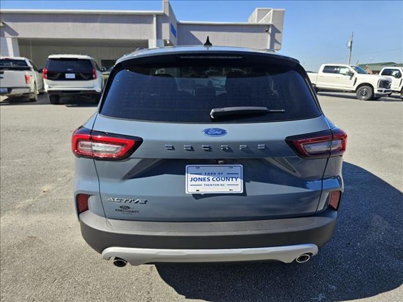 2026 Ford Escape Active photo 2