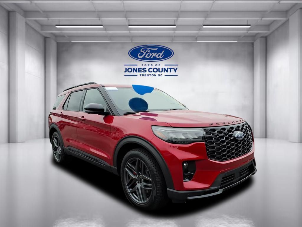 2025 Ford Explorer ST's photo