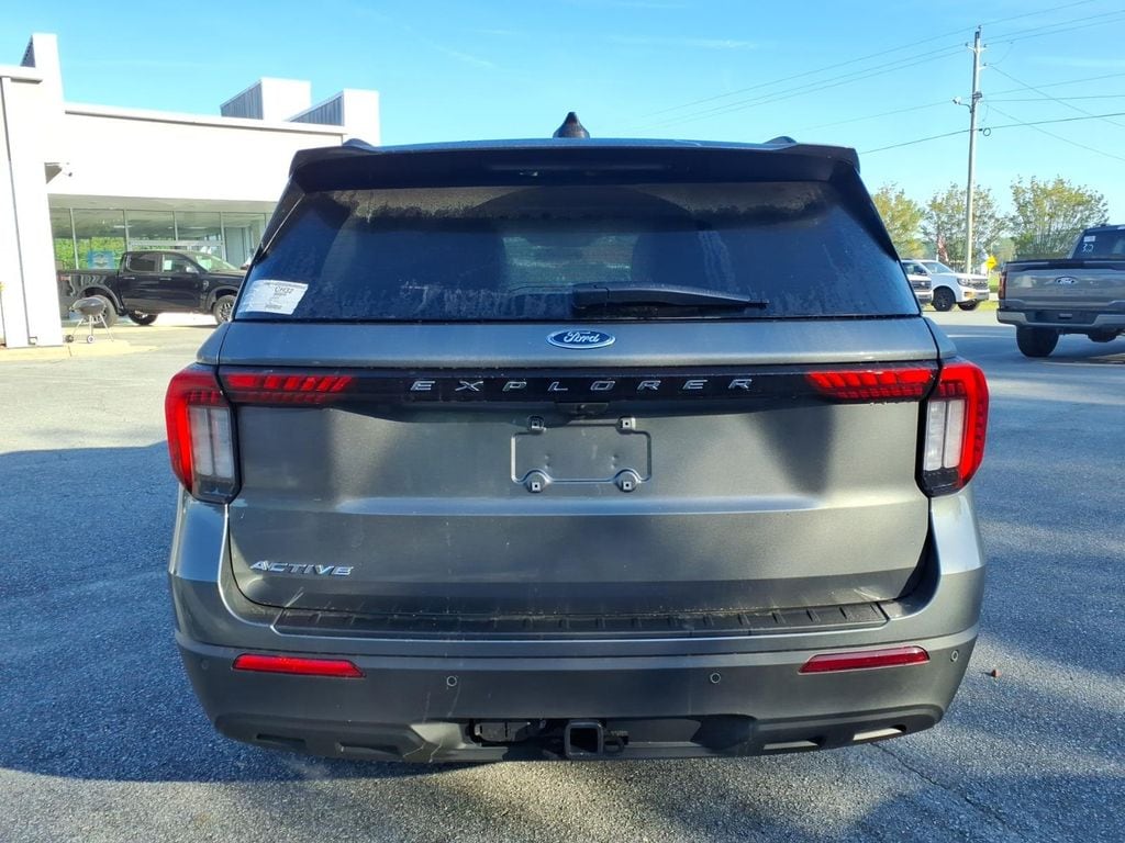 New 2026 Ford Explorer Active w/200A Pkg Sport Utility