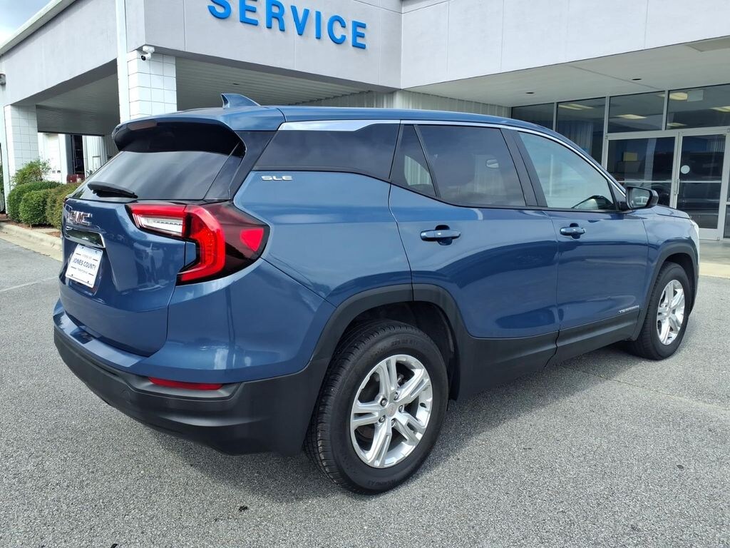 Used 2024 GMC Terrain SLE Sport Utility