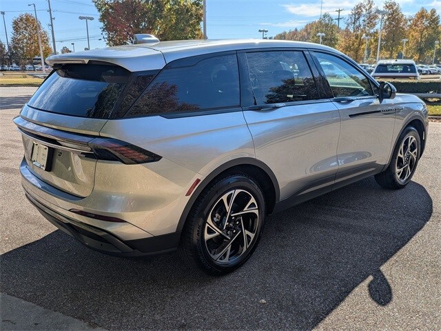 2026 Lincoln Nautilus Premiere photo 3