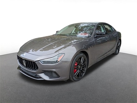 2022 Maserati Ghibli Modena Sedan