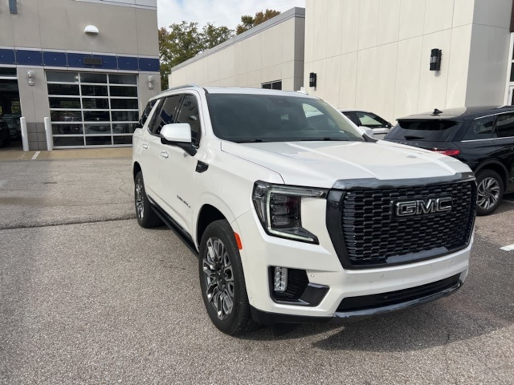 Used 2023 GMC Yukon Denali Ultimate SUV