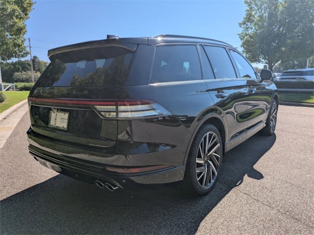 New 2025 Lincoln Aviator Black Label SUV
