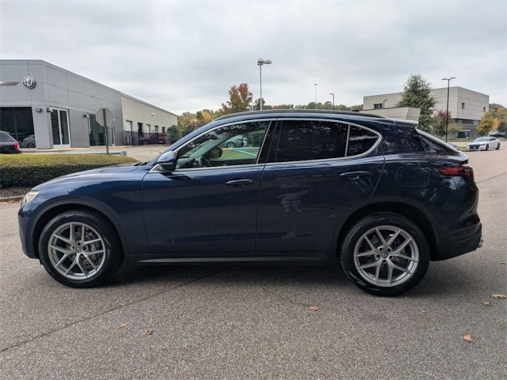 Used 2018 Alfa Romeo Stelvio Base SUV