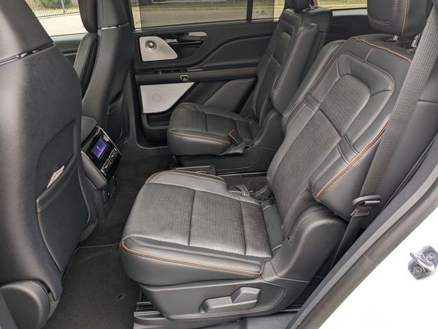 2025 Lincoln Aviator Black Label - Photo 12