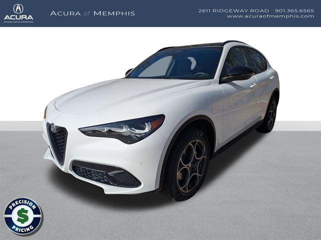 2025 Alfa Romeo Stelvio Stelvio AWD's photo