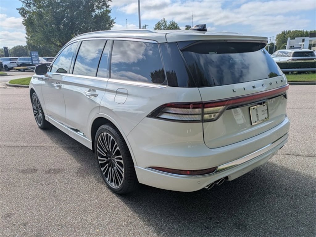 New 2025 Lincoln Aviator Black Label SUV