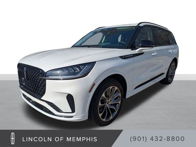 2026 Lincoln Aviator Premiere AWD's photo