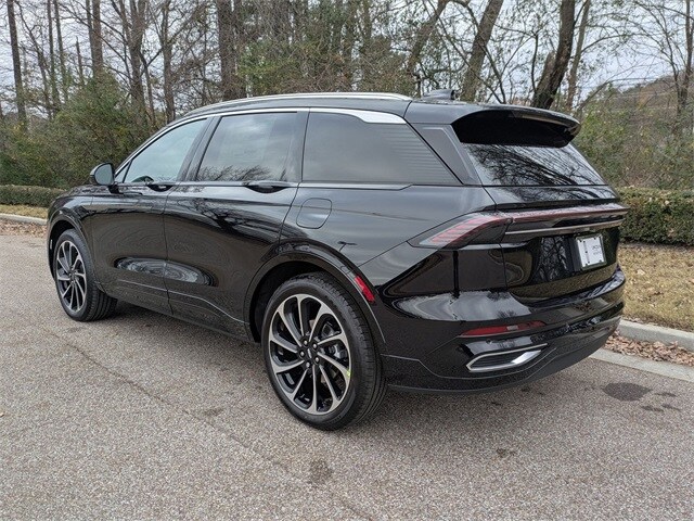 2025 Lincoln Nautilus Black Label photo 2