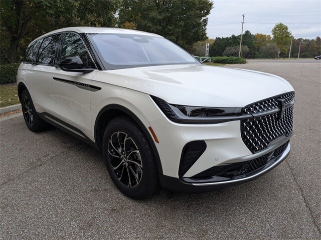 2026 Lincoln Nautilus Reserve photo 4