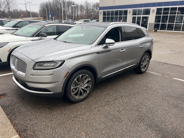 2022 Lincoln Nautilus Reserve's photo