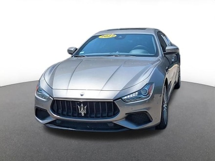 2022 Maserati Ghibli Modena Q4 Sedan