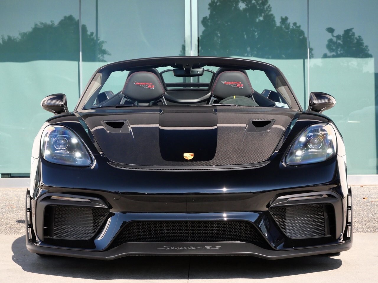 2024 Porsche Boxster Spyder photo 2