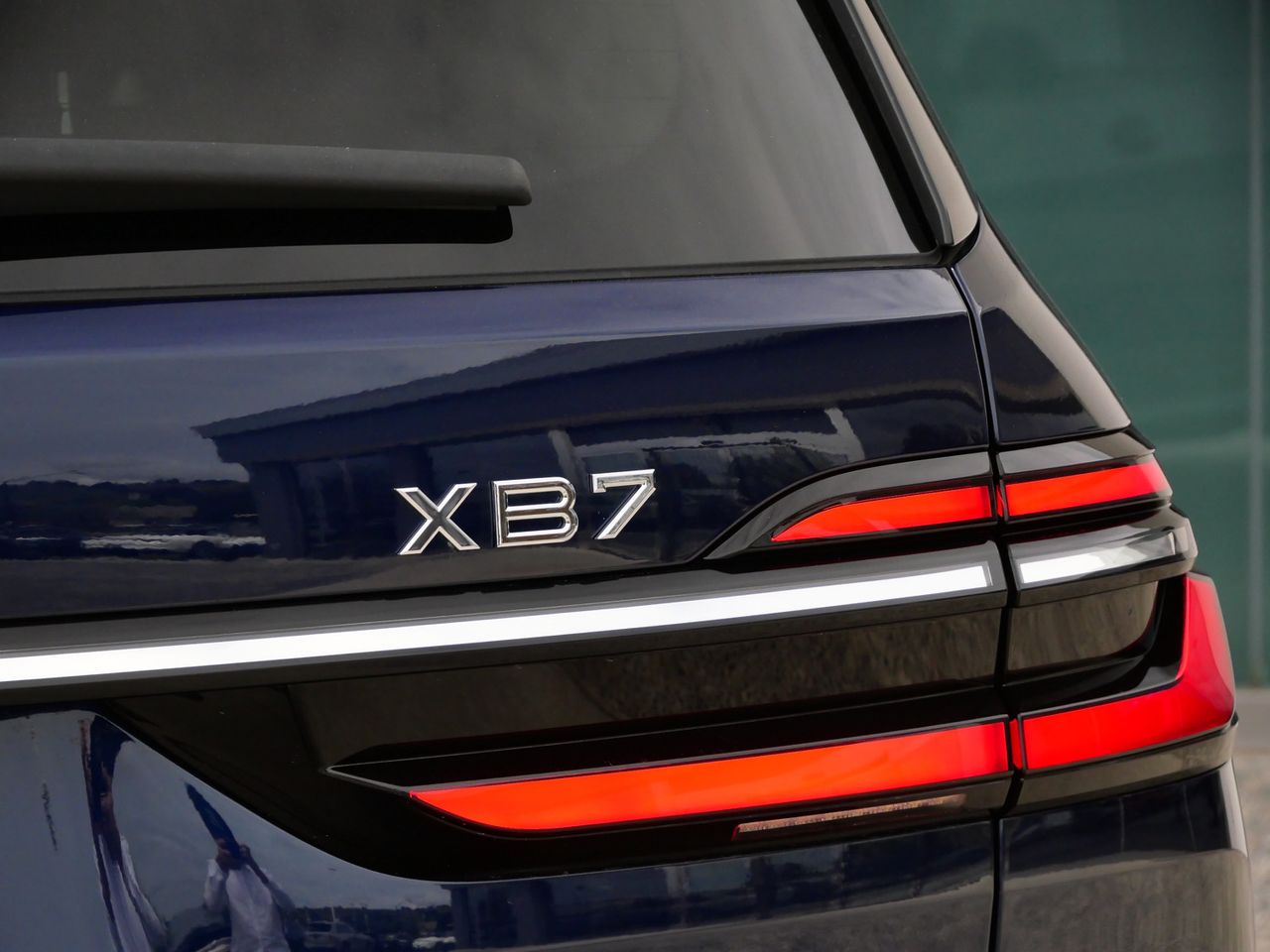 2024 BMW X7 Alpina XB7 photo 5