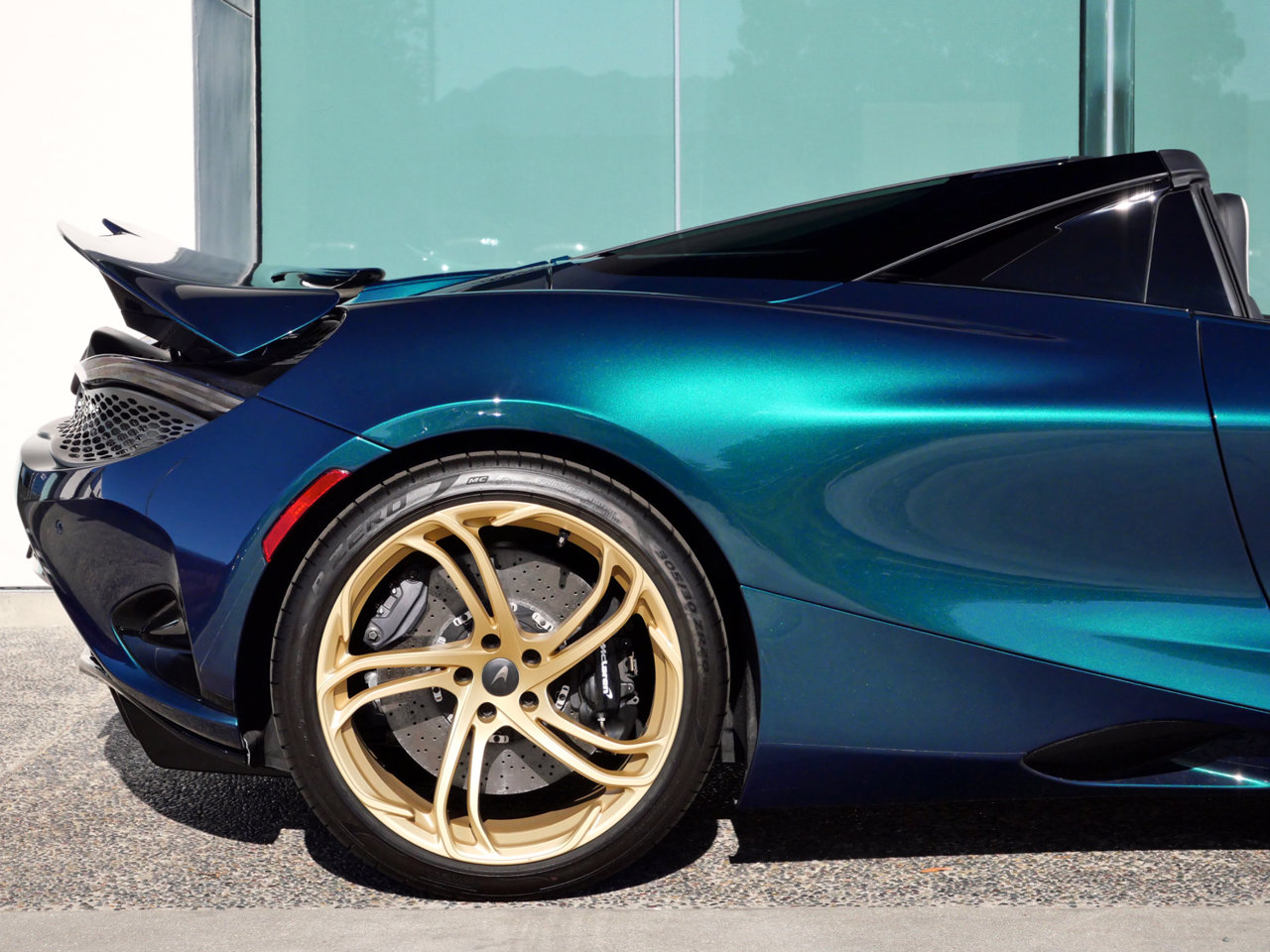 2027 McLaren 750S Base - Photo 17