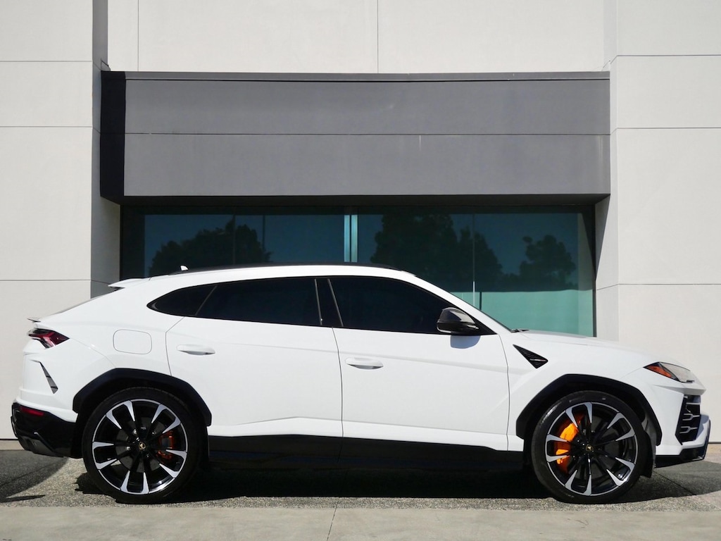 Certified 2021 Lamborghini Urus SUV