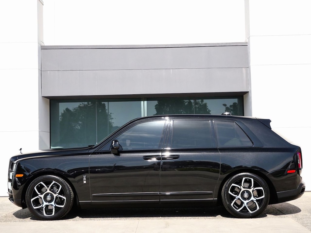 Certified 2023 Rolls-Royce Black Badge Cullinan . SUV