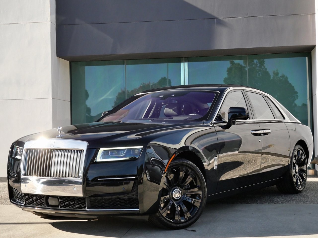 2023 Rolls-Royce Ghost Base's photo