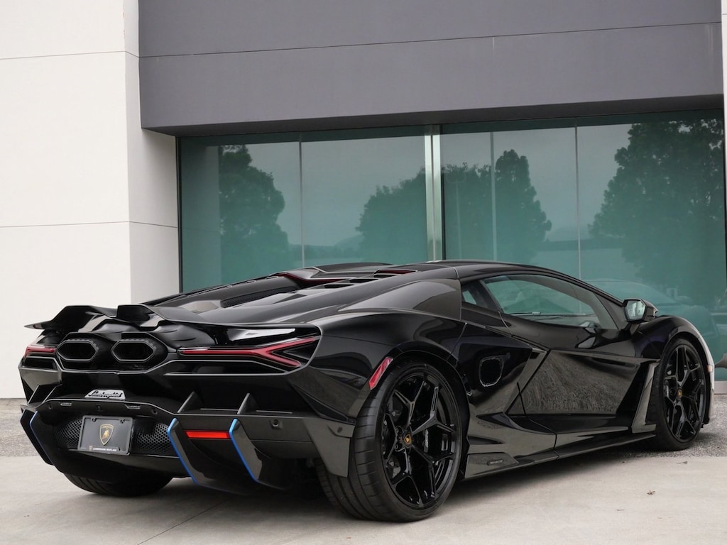 New 2025 Lamborghini Revuelto Coupe