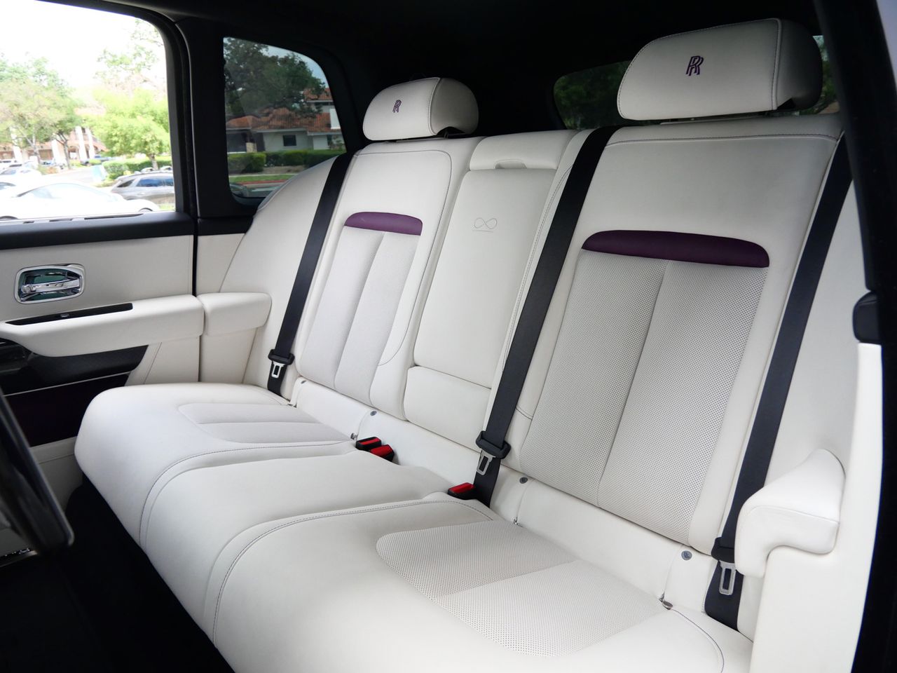 2024 Rolls-Royce Black Badge Cullinan . photo 3