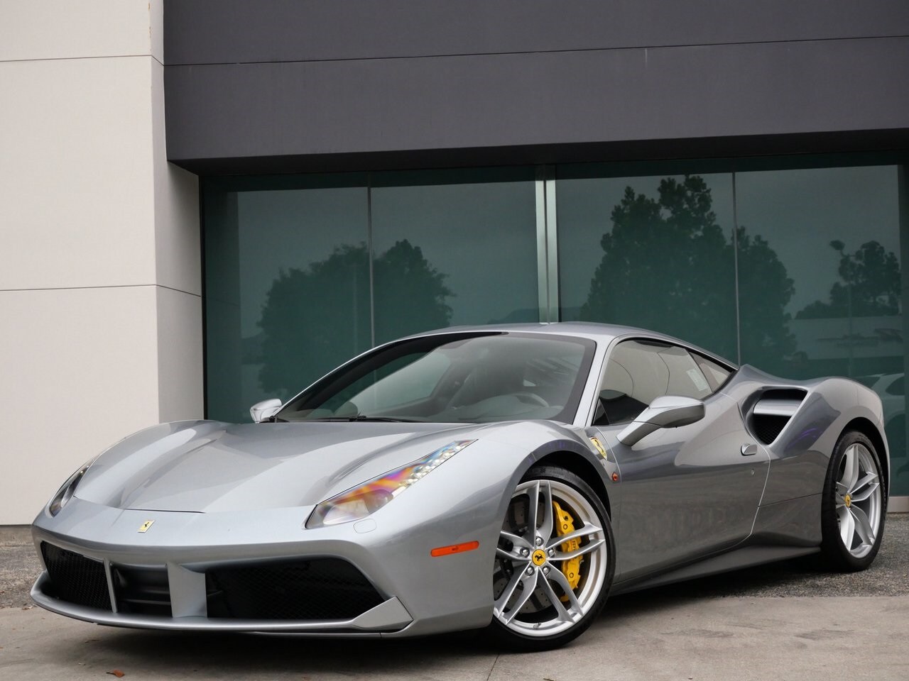 2018 Ferrari 488 GTB photo 3
