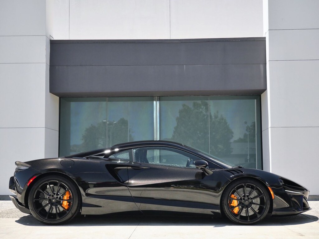 New 2026 McLaren Artura Coupe