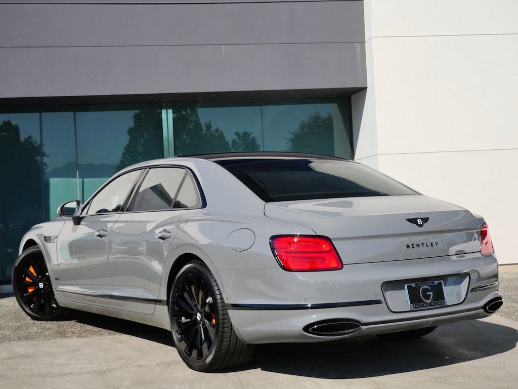 New 2026 Bentley Flying Spur Azure Sedan