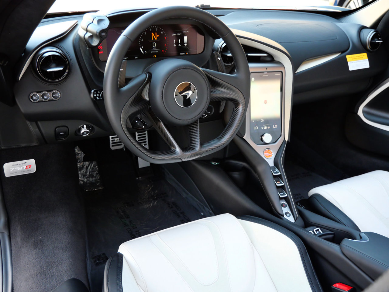 2027 McLaren 750S Base - Photo 8