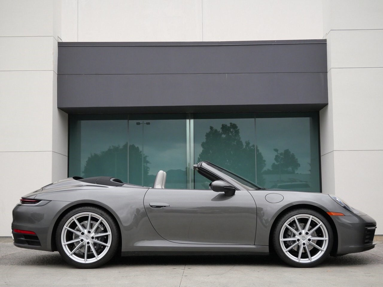 2023 Porsche 911 4 photo 4