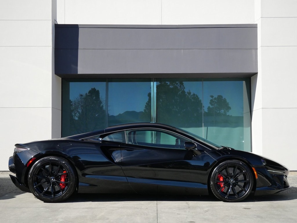 Certified 2024 McLaren Artura TechLux Coupe