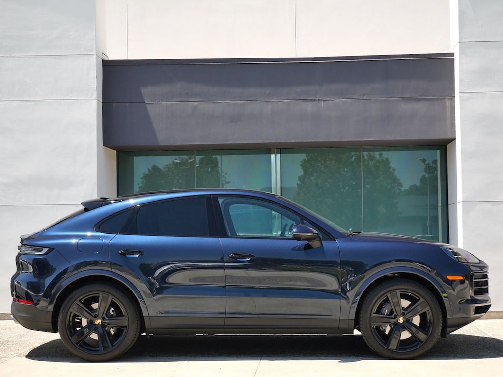 Used 2024 Porsche Cayenne Coupe SUV