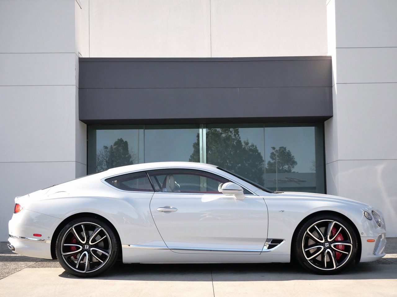 2021 Bentley Continental GT V8 photo 5