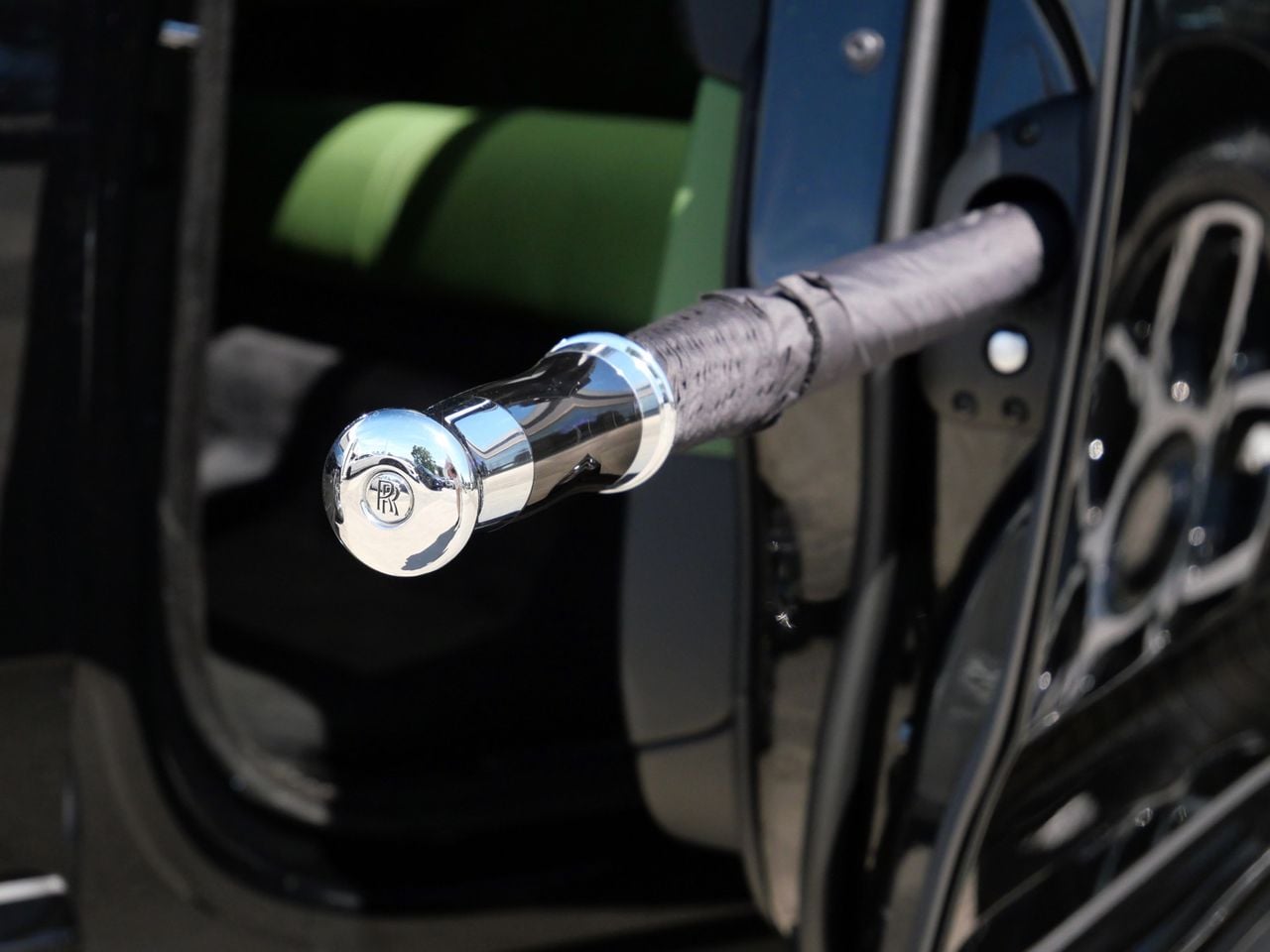 2023 Rolls-Royce Cullinan Black Badge - Photo 6