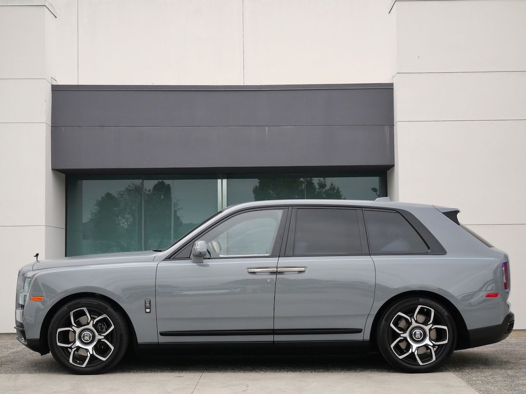 Certified 2023 Rolls-Royce Black Badge Cullinan . SUV