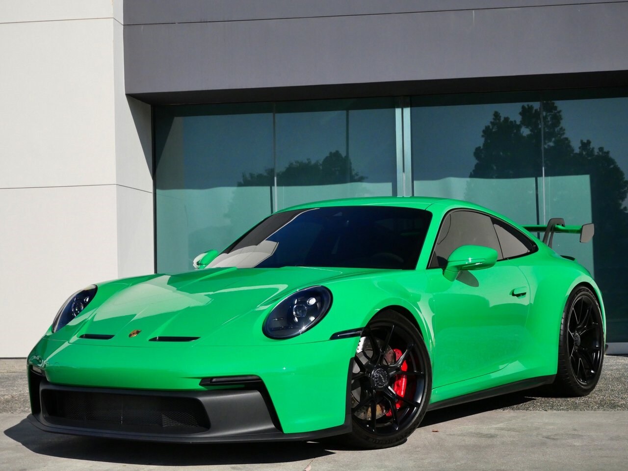 2022 Porsche 911 GT3 Coupe photo 3