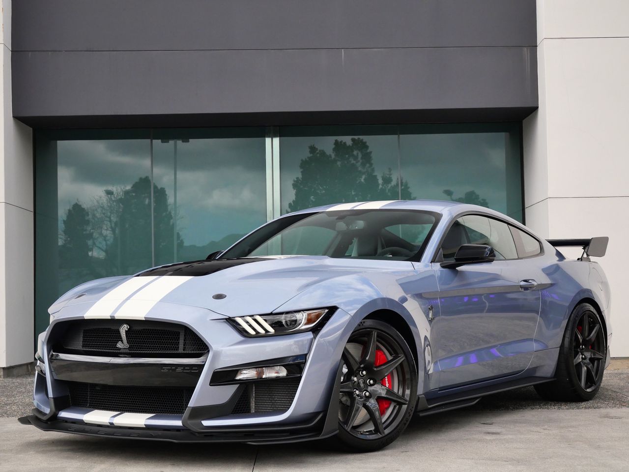 2022 Ford Mustang Shelby GT500 photo 2