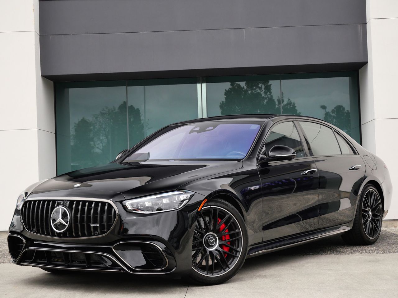 2024 Mercedes-Benz S-Class S 63 E AMGÂ® photo 2