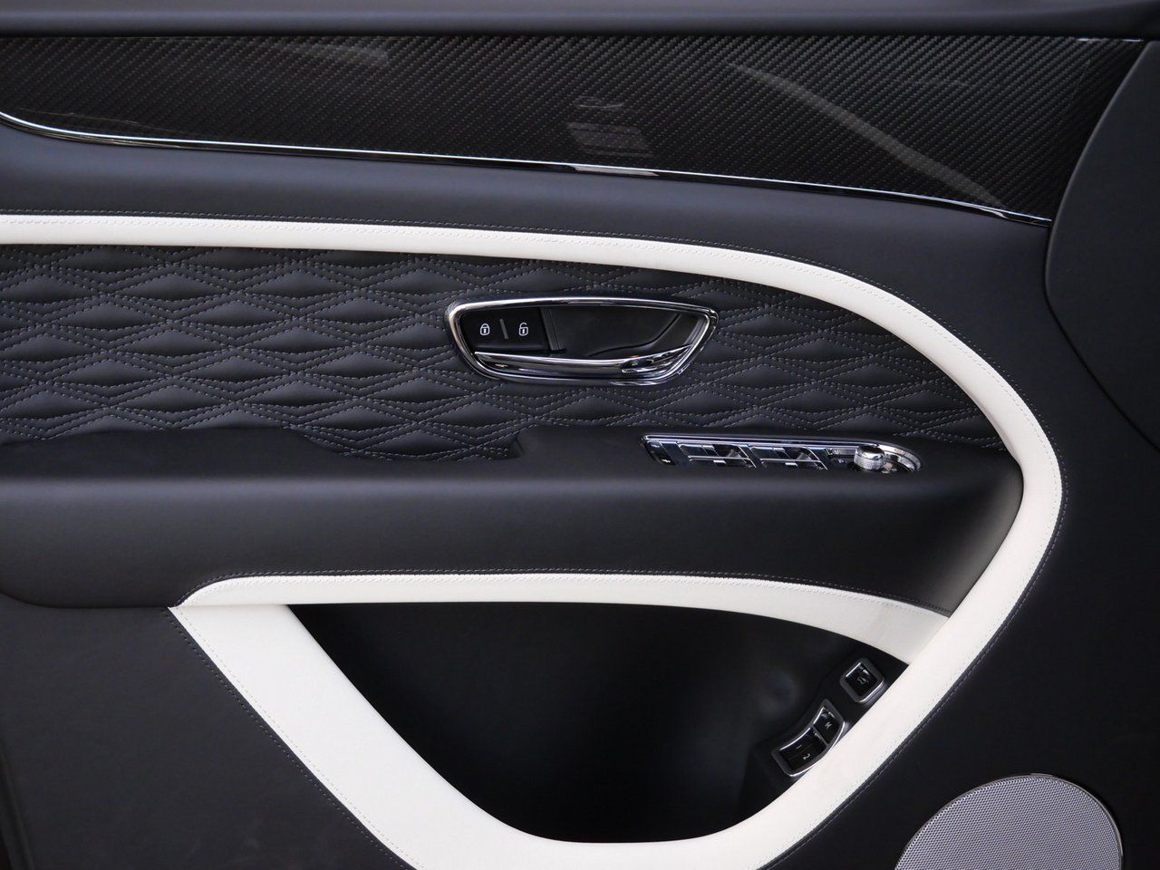 2026 Bentley Bentayga Speed - Photo 14