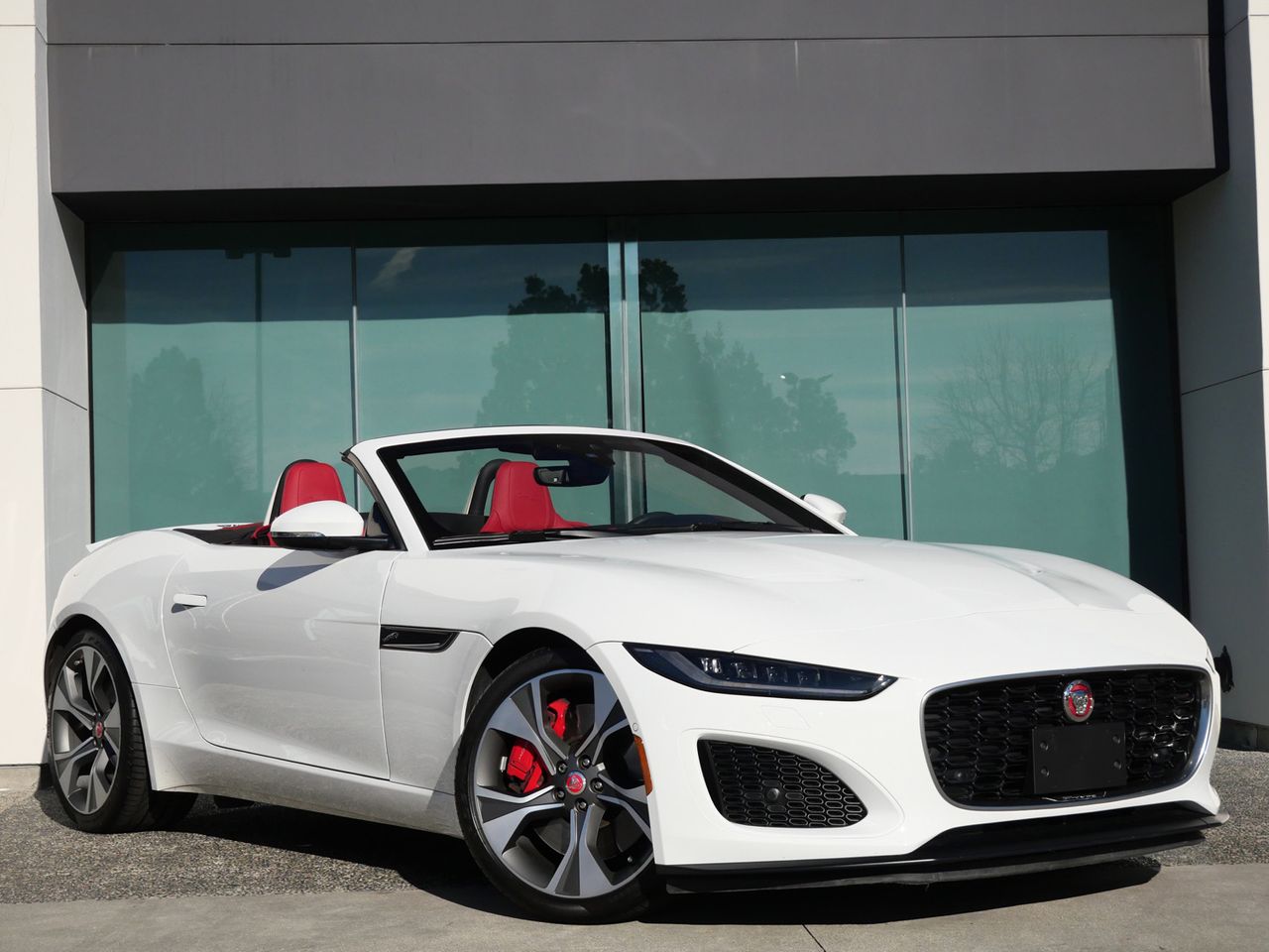 2023 Jaguar F-TYPE Base