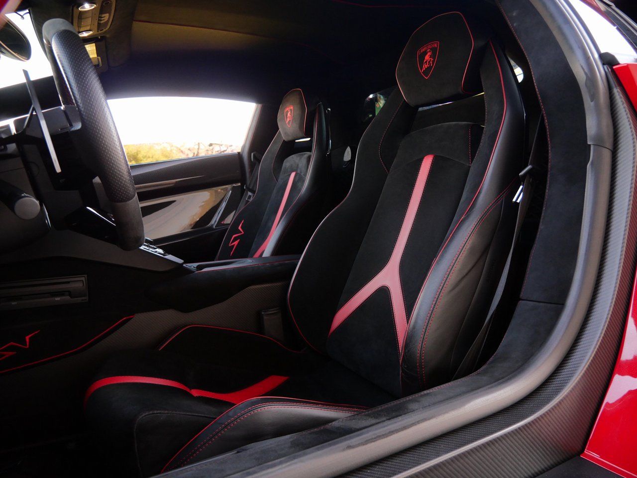 2016 Lamborghini Aventador LP750-4 Superveloce photo 5